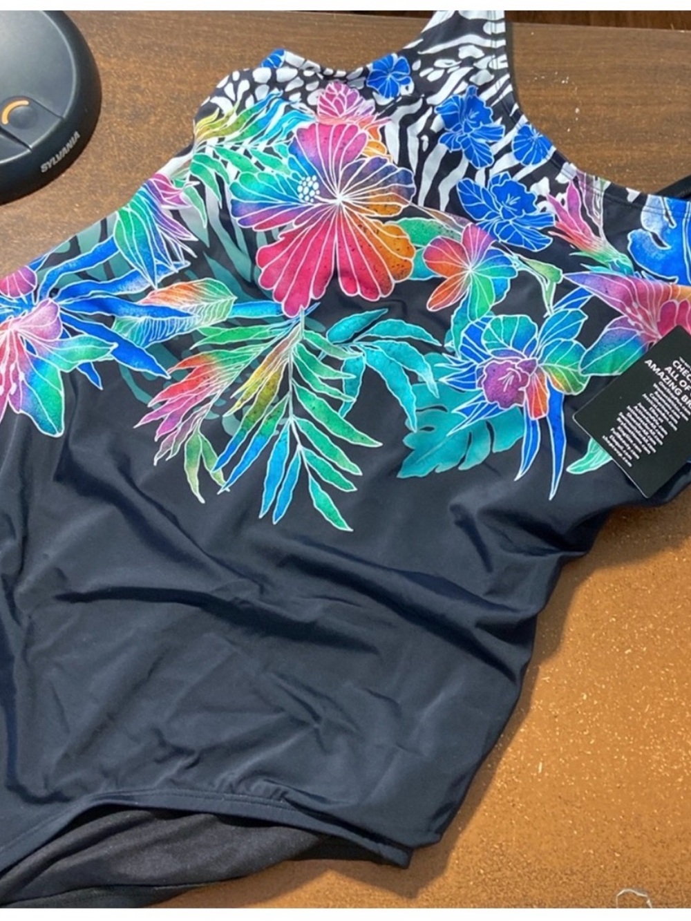 New High Neck Chlorine
Resistant Swimsuits for All One
Piece Plus Size 16 - Picture 3 of 4